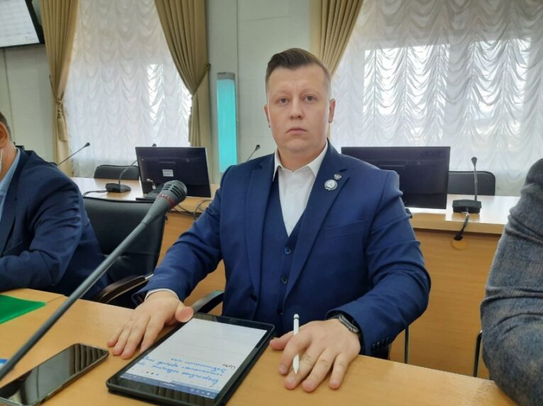 В Забайкалье уголовное дело завели на экс-министра ЖКХ Алексея Головинкина