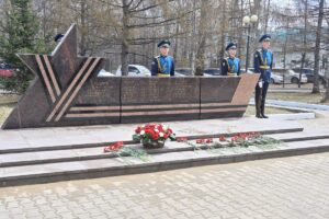 В Хабаровске открыли Памятный знак погибшим летчикам
